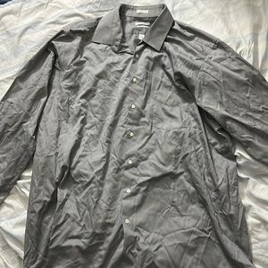 Men's Button-Up Dress Shirt (18.5 by 37/38)